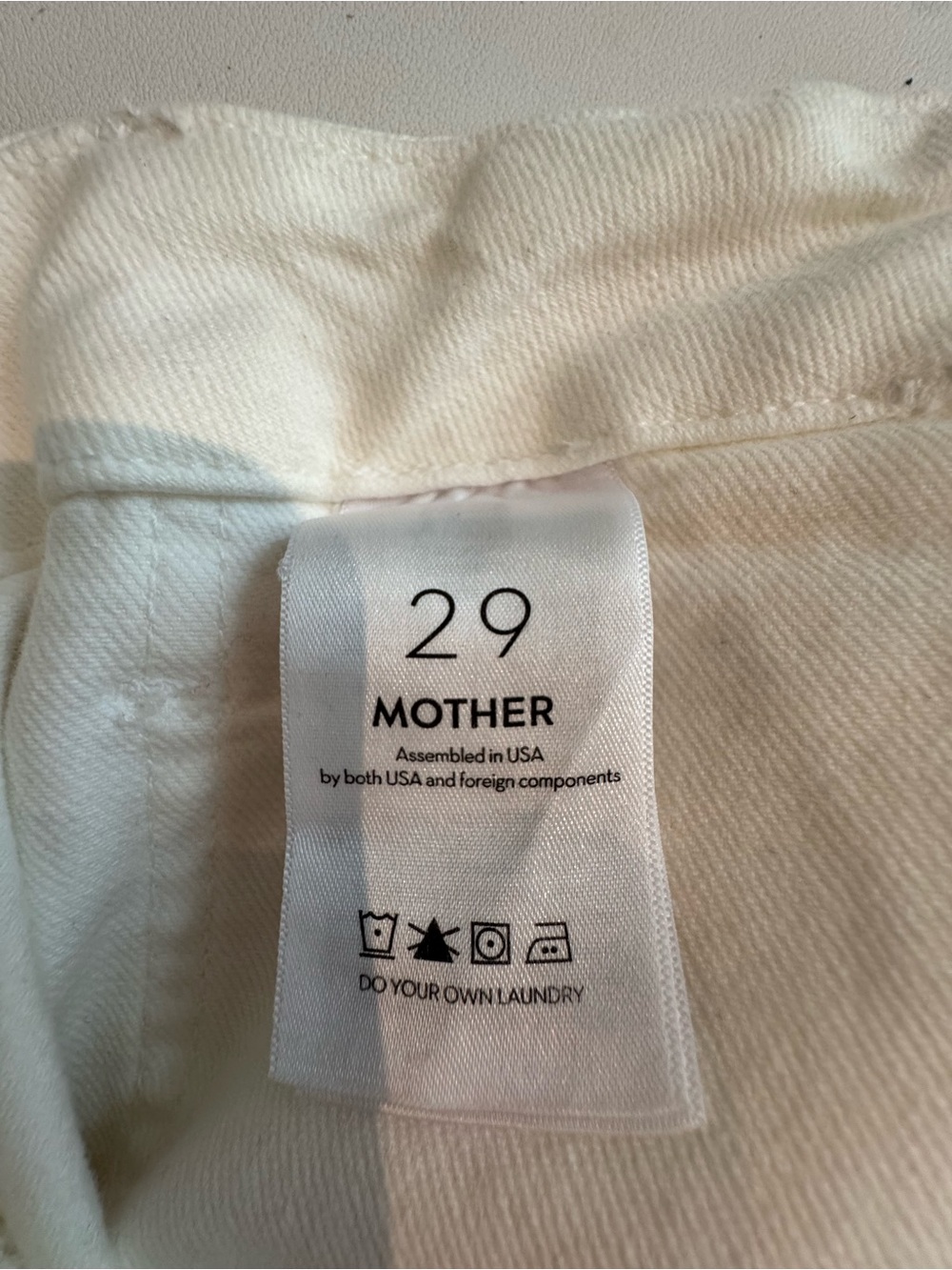 MOTHER Patch Pocket Private Ankle  Fray White jeans Size 29 Original price $285